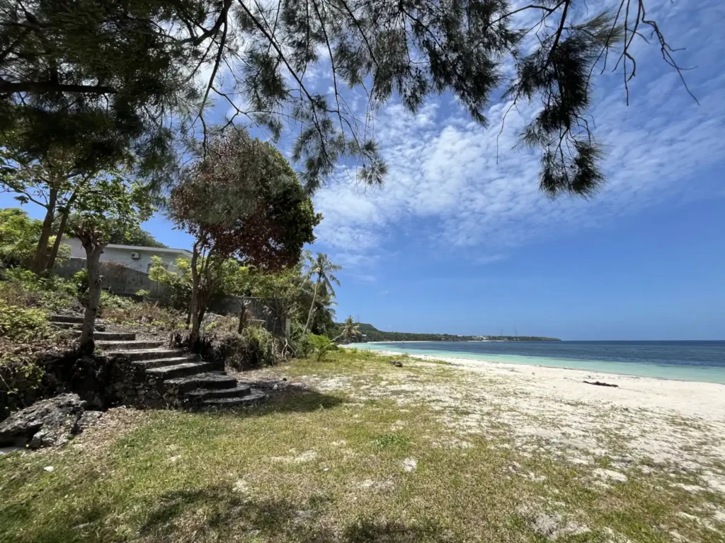 Beach Access to Bara Beach